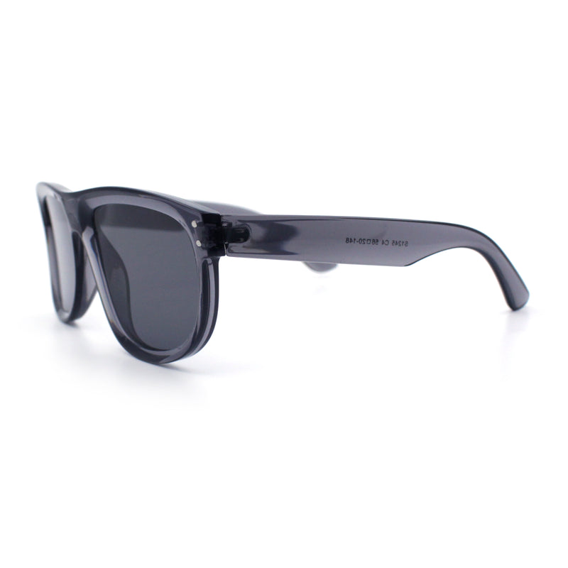 Gentlemanly Oversized Curved Top Racer Plastic Horned Retro Sunglasses