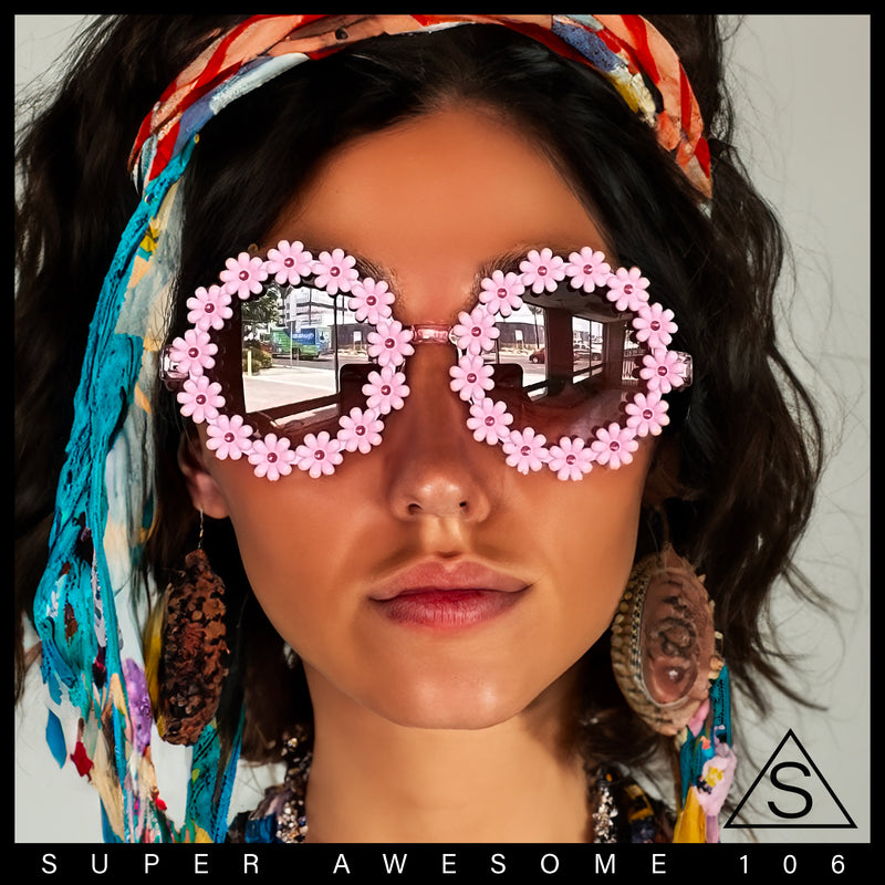 Womens Hippie Bold Daisy Flower Trim Circle Lens Plastic Retro Sunglasses