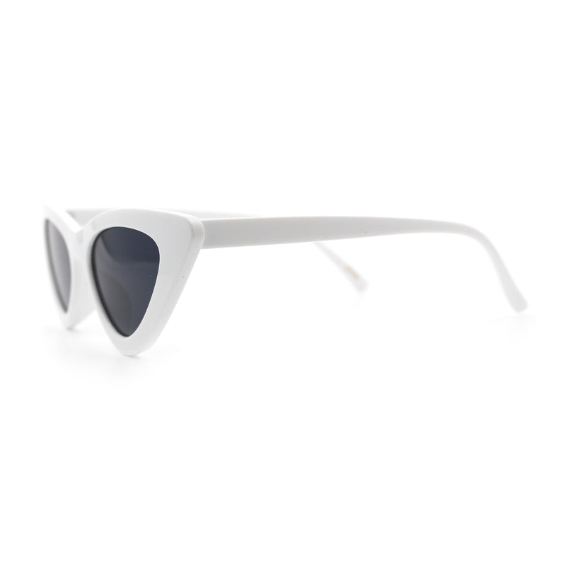 Womens Snug Retro Fit Timeless Cat Eye Plastic Sunglasses