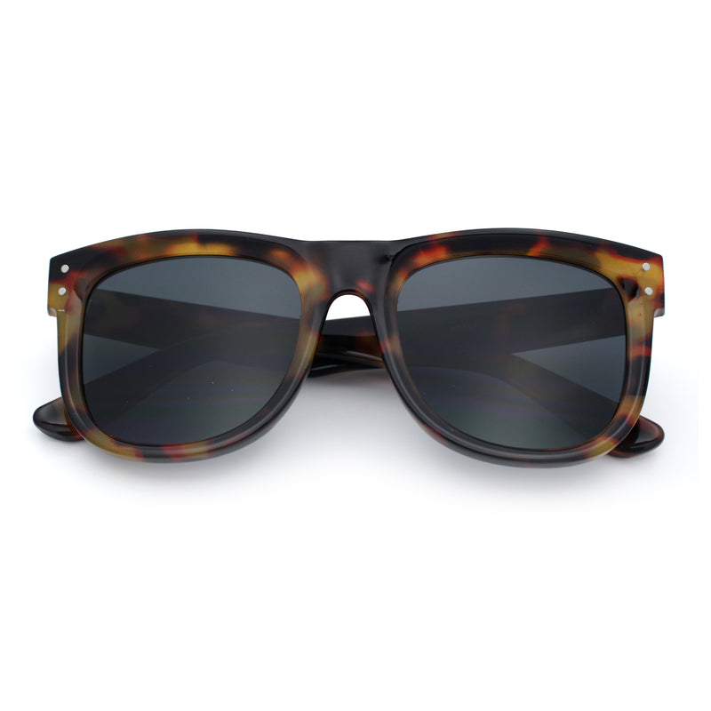 Curved Concave Face Oversized Horn Rim Plastic Retro Sunglasses