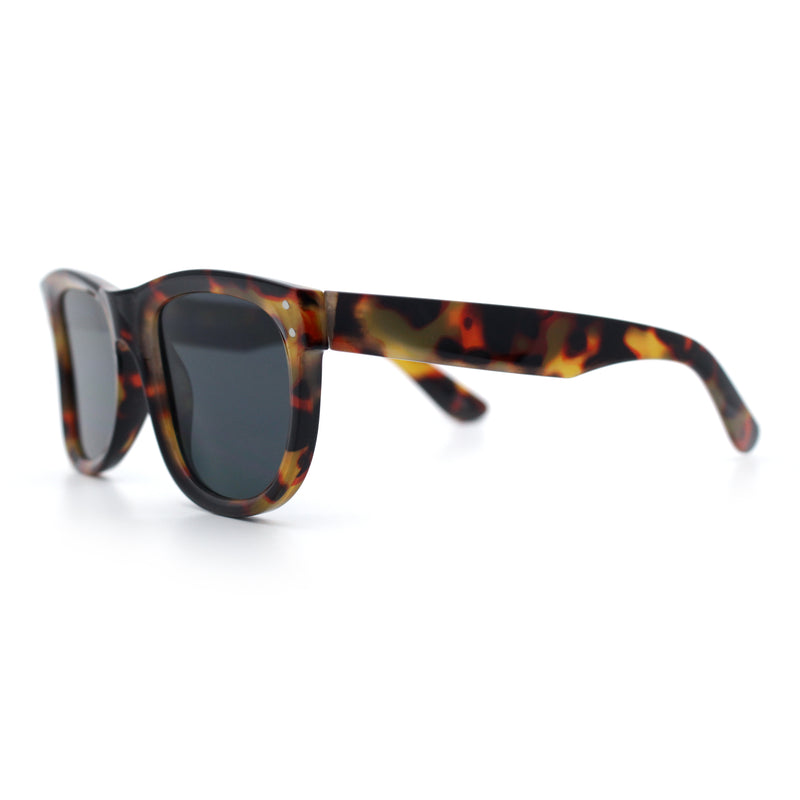 Curved Concave Face Oversized Horn Rim Plastic Retro Sunglasses