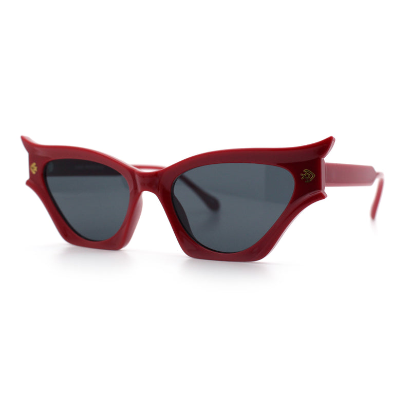 Womens Rich Gilded Age Opulent Gothic Cat Eye Plastic Fashion Sunglasses