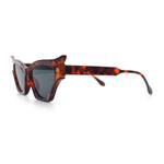 Womens Rich Gilded Age Opulent Gothic Cat Eye Plastic Fashion Sunglasses