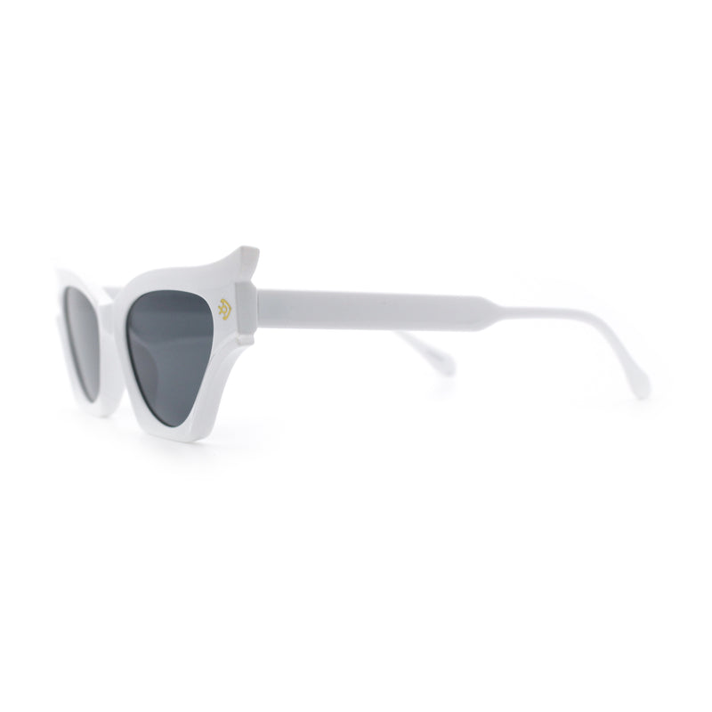 Womens Rich Gilded Age Opulent Gothic Cat Eye Plastic Fashion Sunglasses