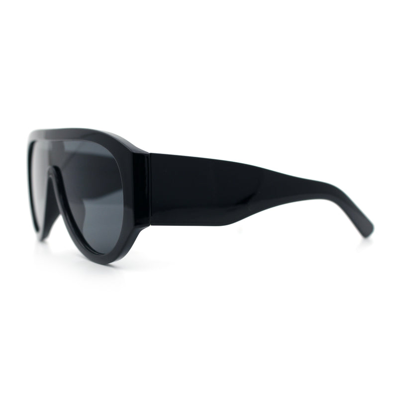 Retro Bold Oversized Shield Racer Plastic Sunglasses