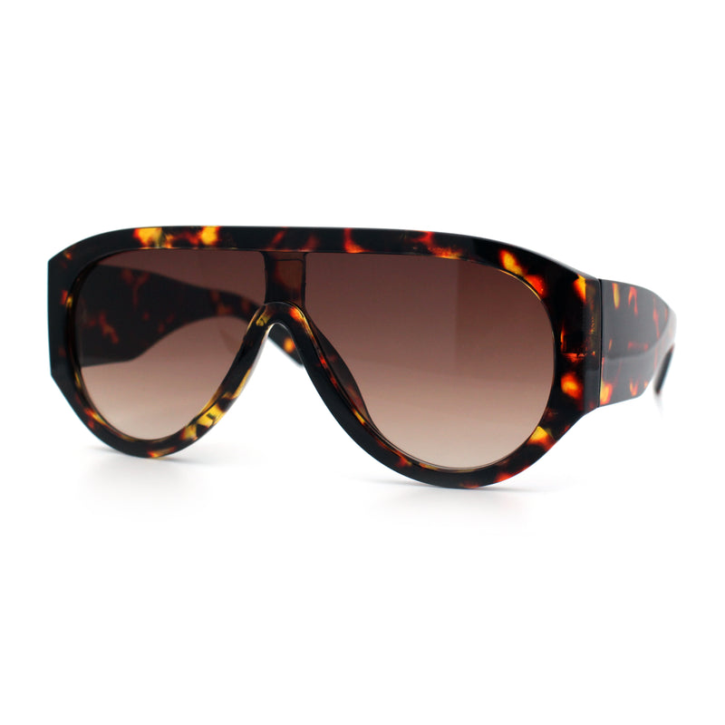 Retro Bold Oversized Shield Racer Plastic Sunglasses