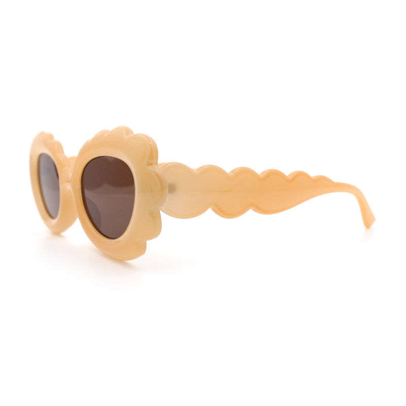 Womens Fluffy Cloud Shape Oval Plastic Sunglasses