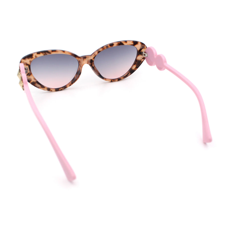 Womens Star Emblem Bling Luxury Diva Cat Eye Plastic Sunglasses