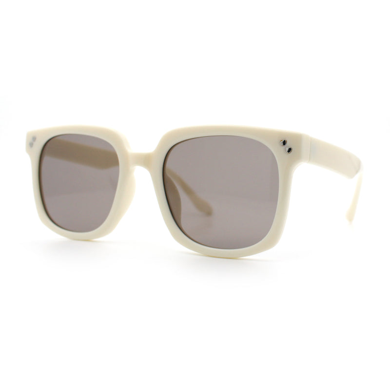 Womens Subtle Heart Metal Stud Horn Rim Plastic Retro Sunglasses