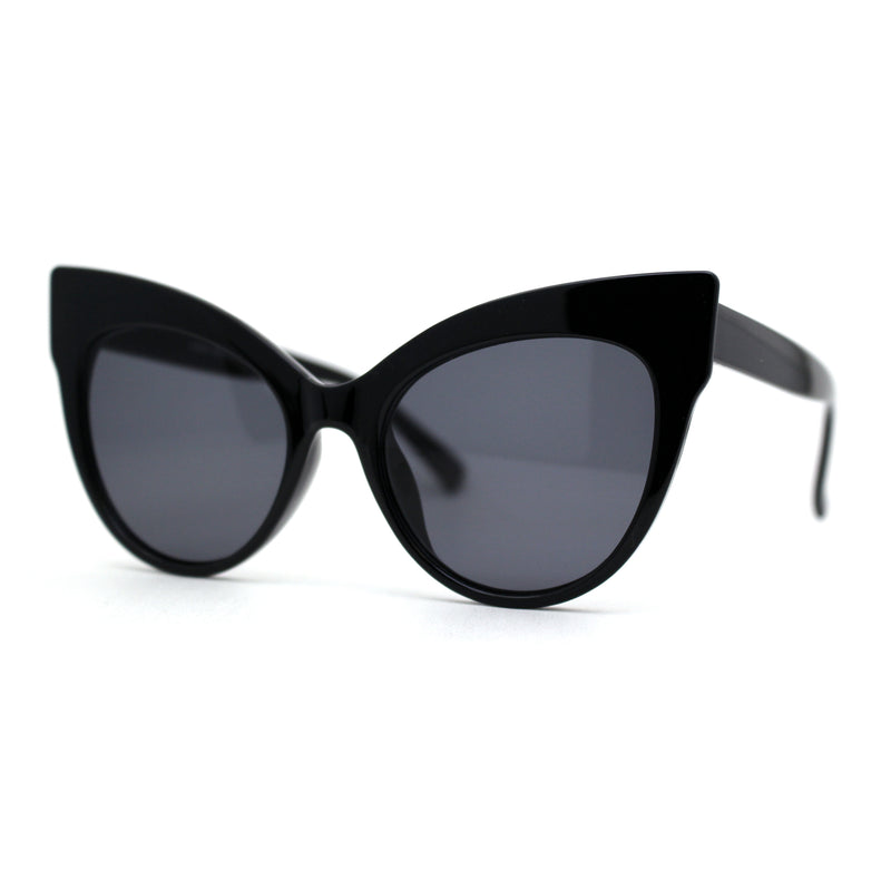 Iconic Oversize Horned Cat Eye Plastic Sunglasses