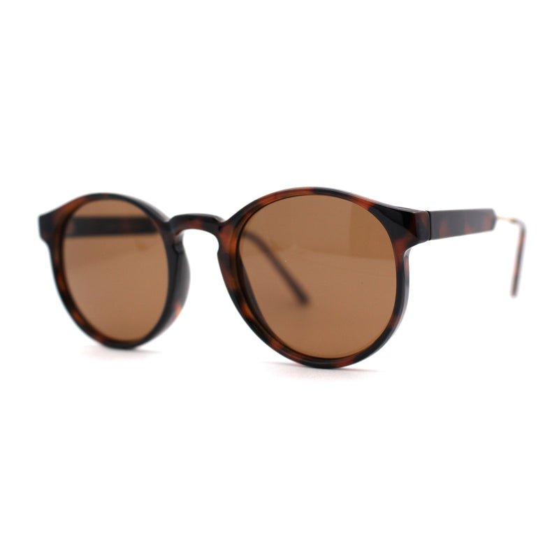 Mens P3 Iconic Keyhole Round Thin Plastic Sunglasses