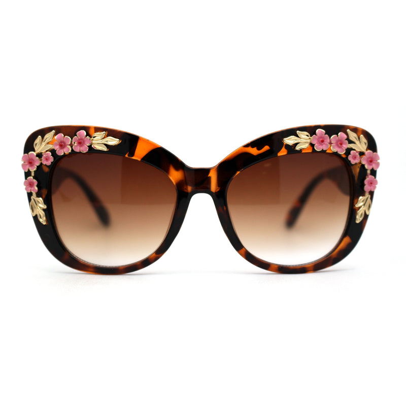 Women's Oversized V Cat Eye Sunglasses