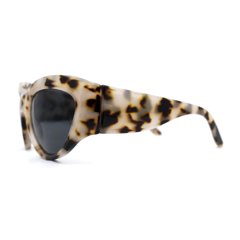 Exaggerated Oversized 90s Plastic Wrap Sport Plastic Sunglasses