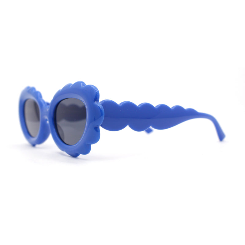 Womens Fluffy Cloud Shape Oval Plastic Sunglasses