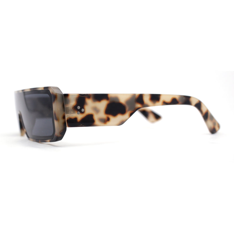 Monogram Hinge Narrow Cat Eye Sunglasses