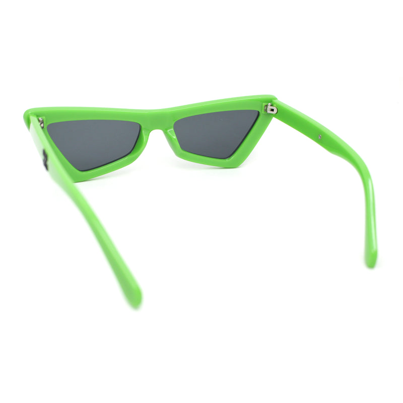 Beveled Squared Geometric 2-tone Triangular Cat Eye Plastic Sunglasses