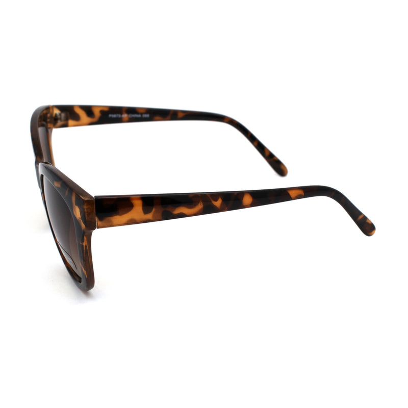 Womens Classic 90s Horned Cat Eye Plastic Mod Sunglasses